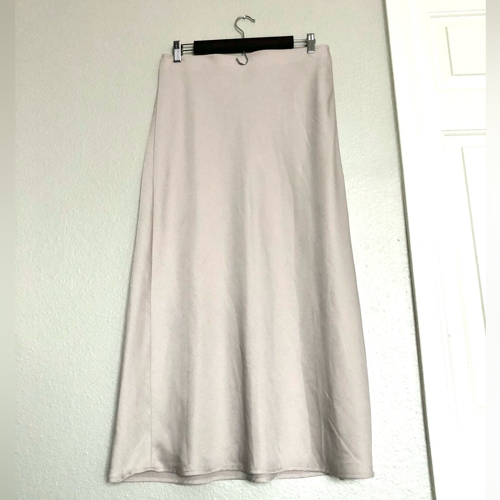 NWOT a new day Soft Cream Maxi Skirt